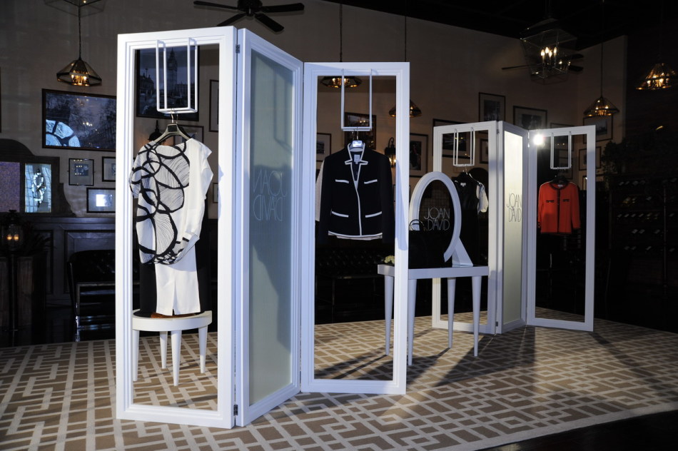 框架中的时尚 服装陈列的艺术与魅力